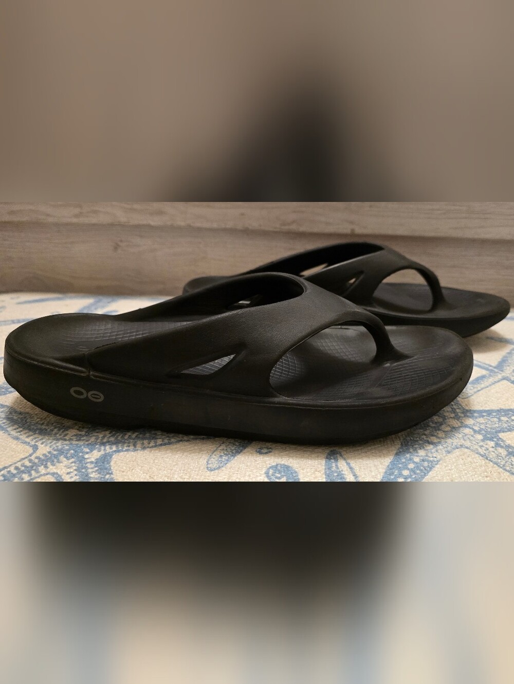 Oofos Ooriginal Black Comfort Slide Thong Sandals, Unisex M10, W 12